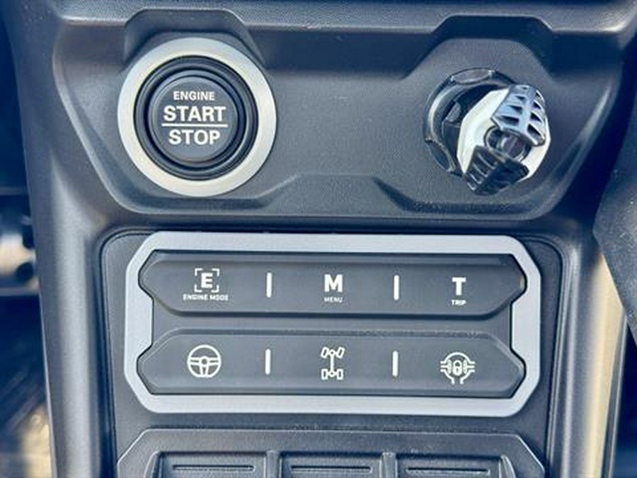 2024 Can-Am Maverick R