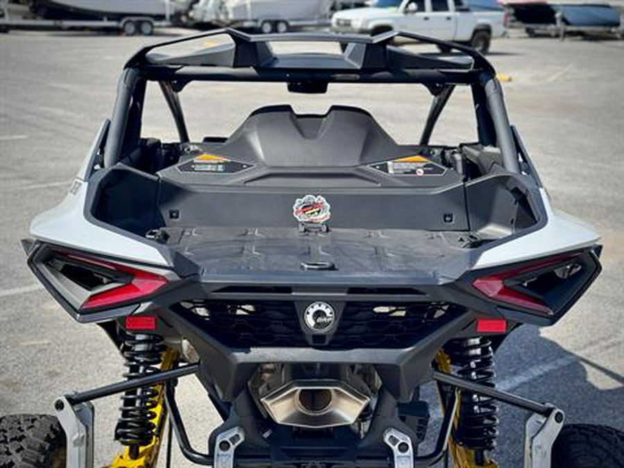 2024 Can-Am Maverick R