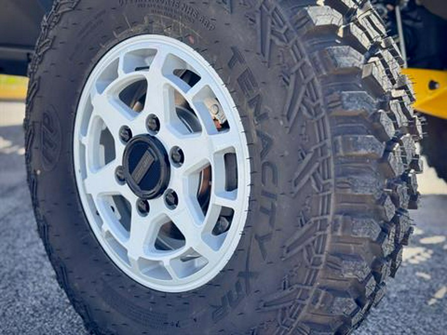 2024 Can-Am Maverick R