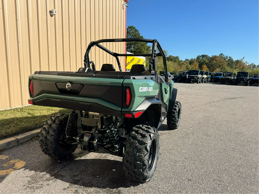 2026 Can-Am® Commander DPS 1000R