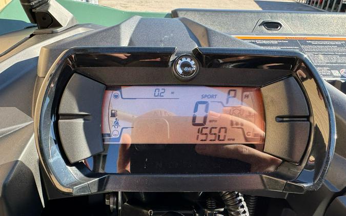 2026 Can-Am® Commander DPS 1000R