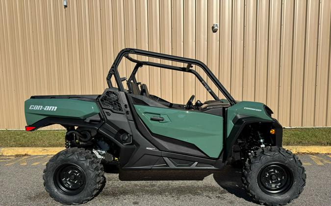 2026 Can-Am® Commander DPS 1000R