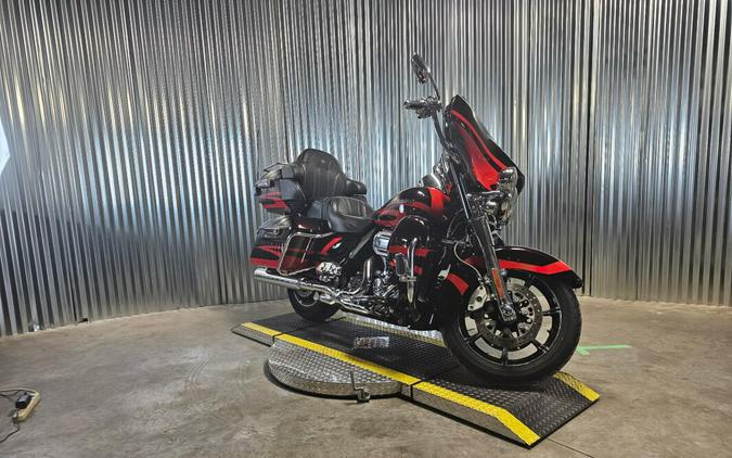 2017 Harley-Davidson CVO Limited