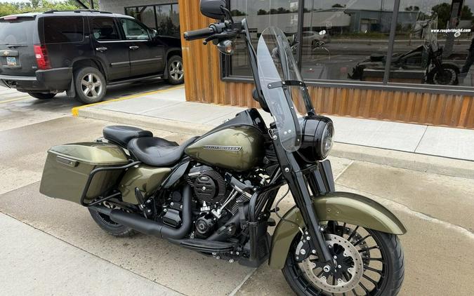 2018 Harley-Davidson® FLHRXS - Road King® Special