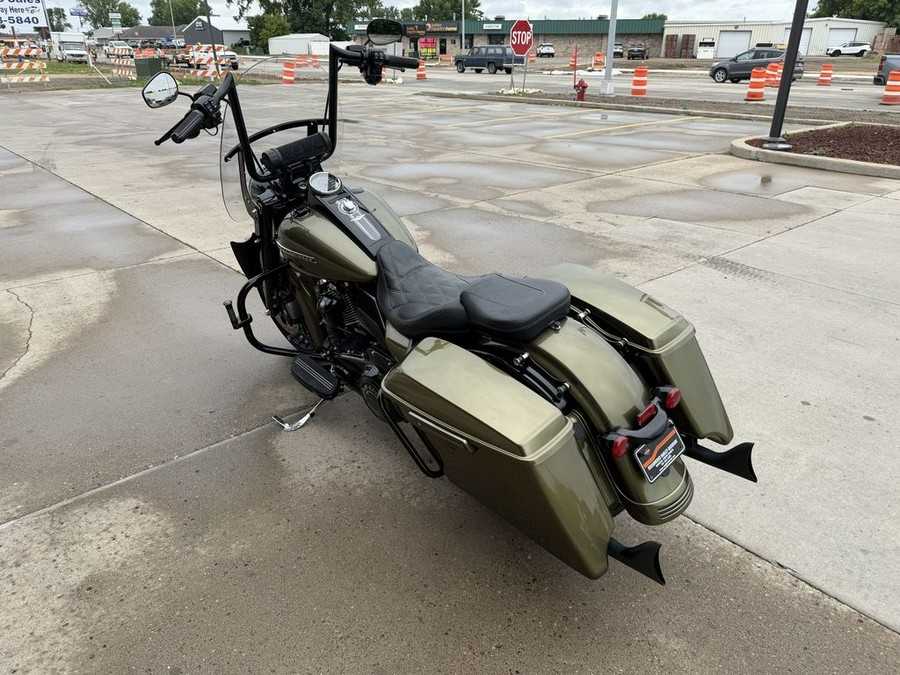 2018 Harley-Davidson® FLHRXS - Road King® Special