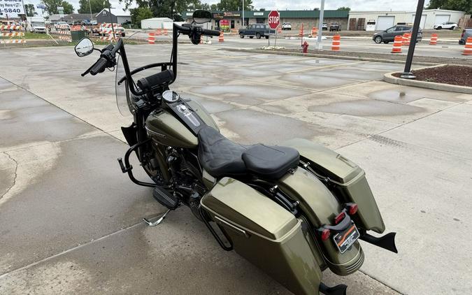 2018 Harley-Davidson® FLHRXS - Road King® Special