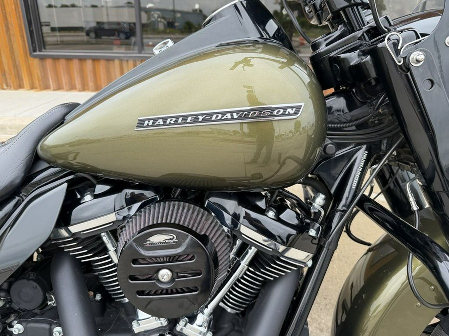 2018 Harley-Davidson® FLHRXS - Road King® Special