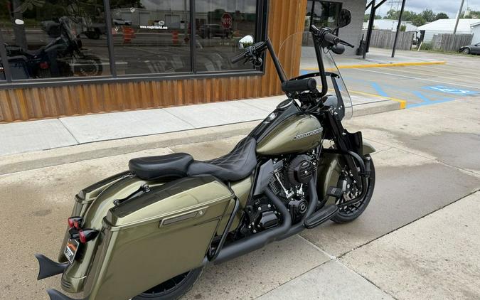 2018 Harley-Davidson® FLHRXS - Road King® Special