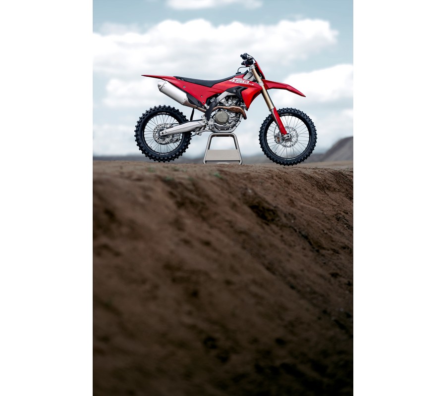 2026 Ducati Desmo450 MX