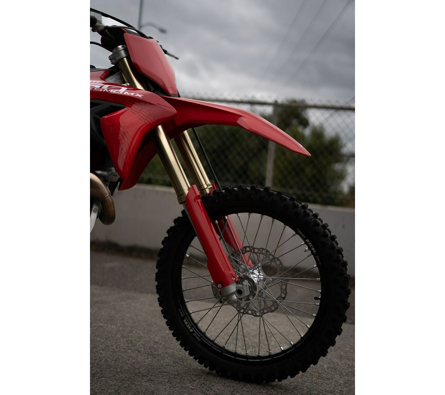 2026 Ducati Desmo450 MX