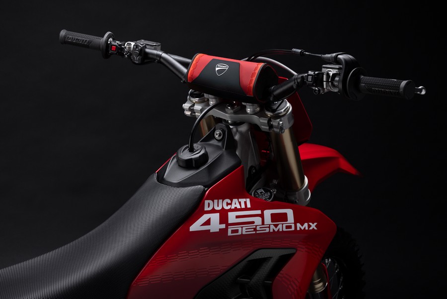 2026 Ducati Desmo450 MX