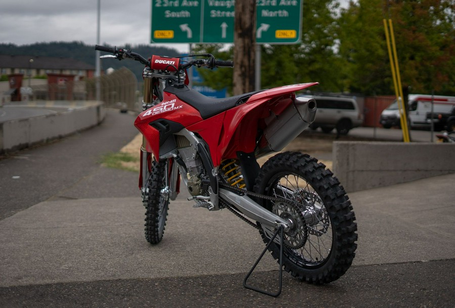 2026 Ducati Desmo450 MX