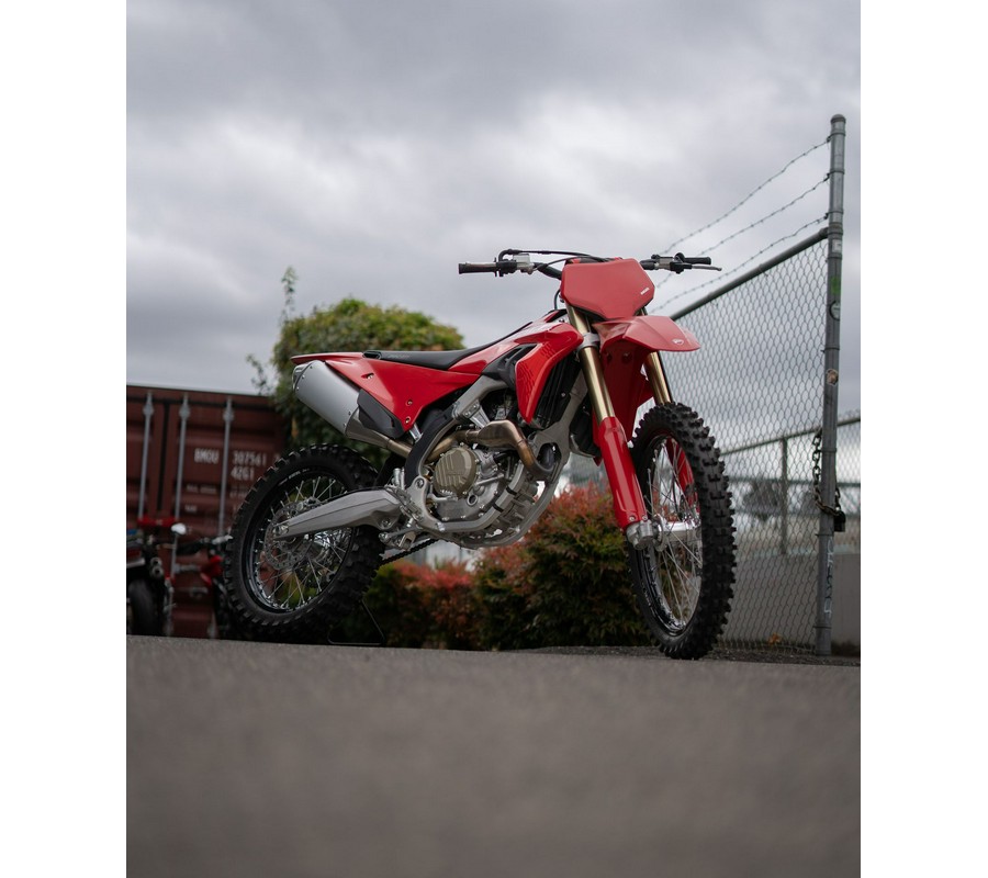 2026 Ducati Desmo450 MX