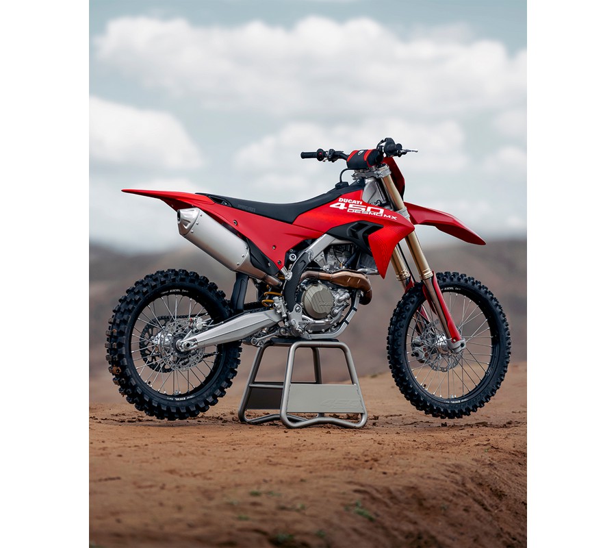 2026 Ducati Desmo450 MX