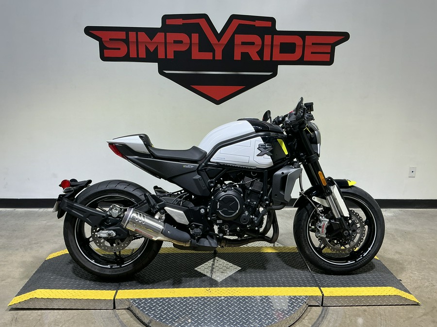 2022 CFMOTO 700CL-X Sport