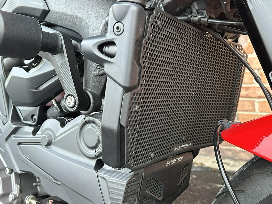 2023 Ducati Monster Plus