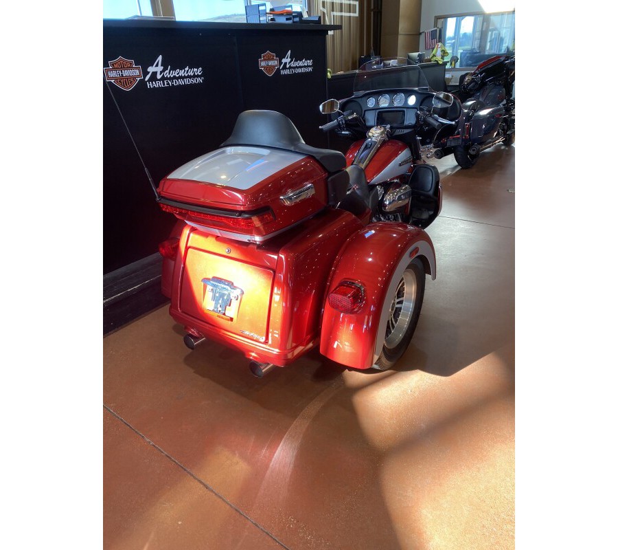 FLHTCUTG 2019 Tri Glide Ultra