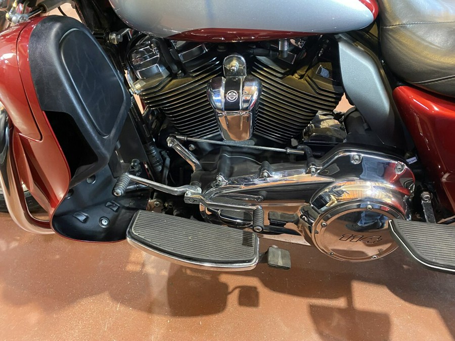 FLHTCUTG 2019 Tri Glide Ultra