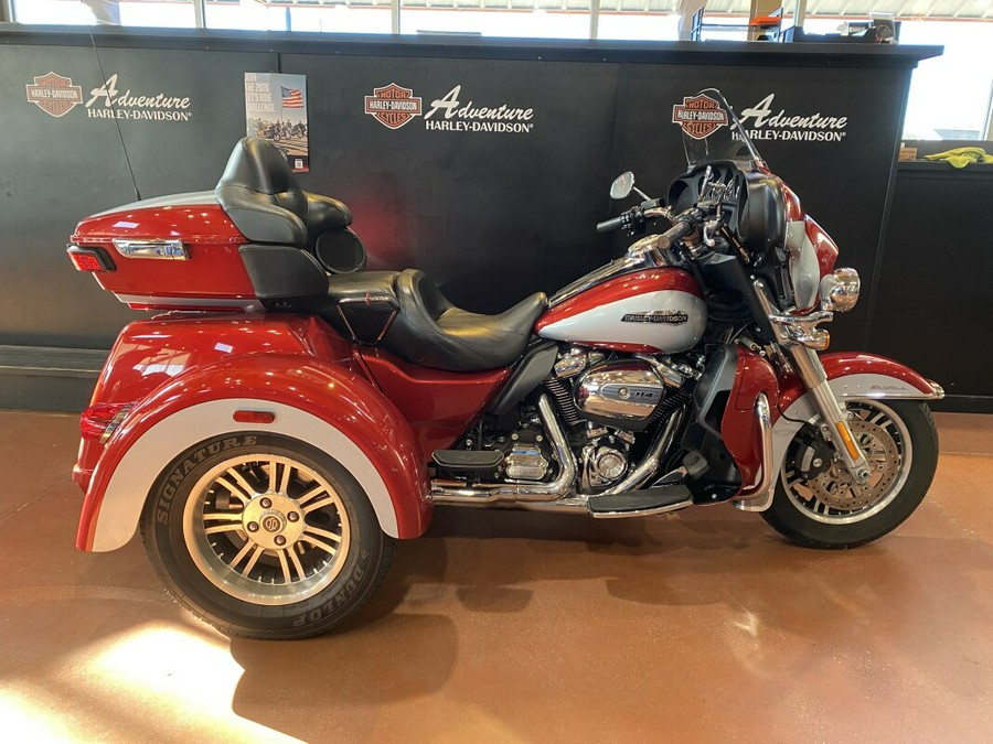 FLHTCUTG 2019 Tri Glide Ultra