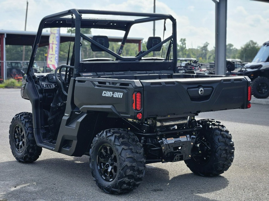 2026 Can-Am Defender DPS HD9