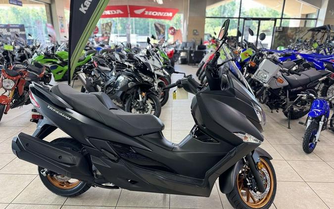 2027 Suzuki AN400AM7