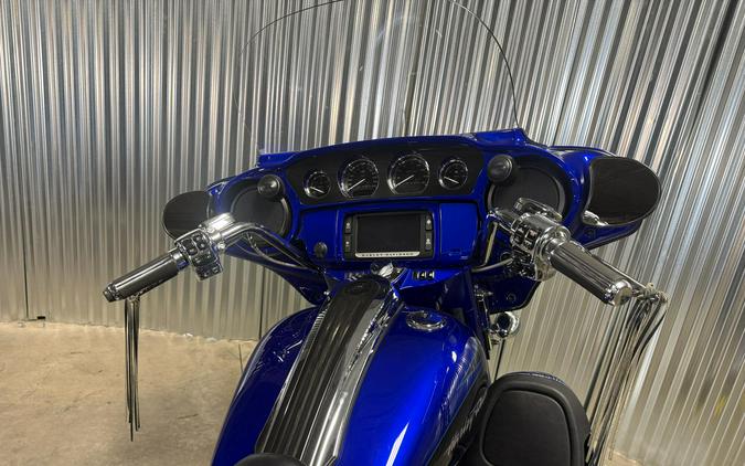 2017 Harley-Davidson CVO Street Glide CDY CBT/IND INK W/PINSTRIPE