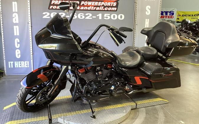 2018 Harley-Davidson® FLTRXSE - CVO™ Road Glide®