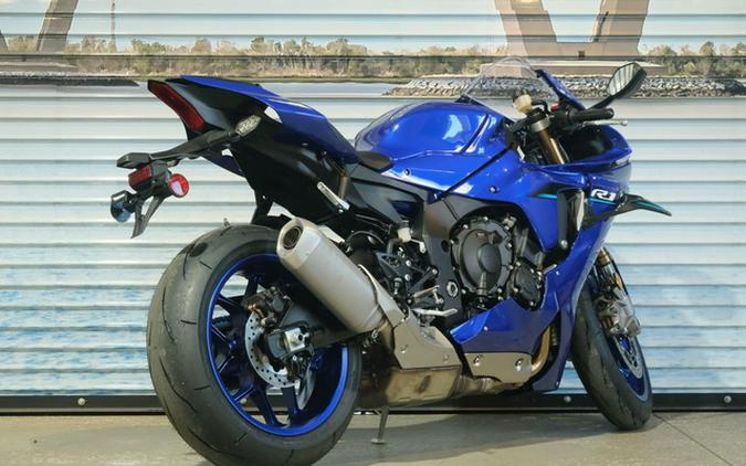 2026 Yamaha YZF-R1