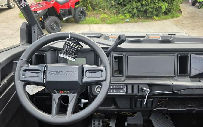 2026 Can-Am Defender MAX X mr with Half Doors HD11