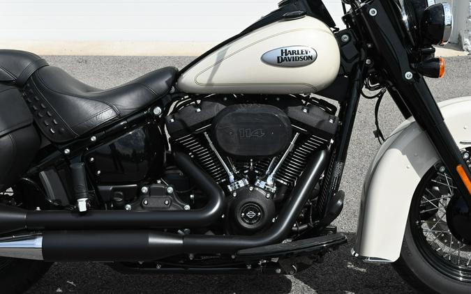 2022 Harley-Davidson® Heritage Classic 114