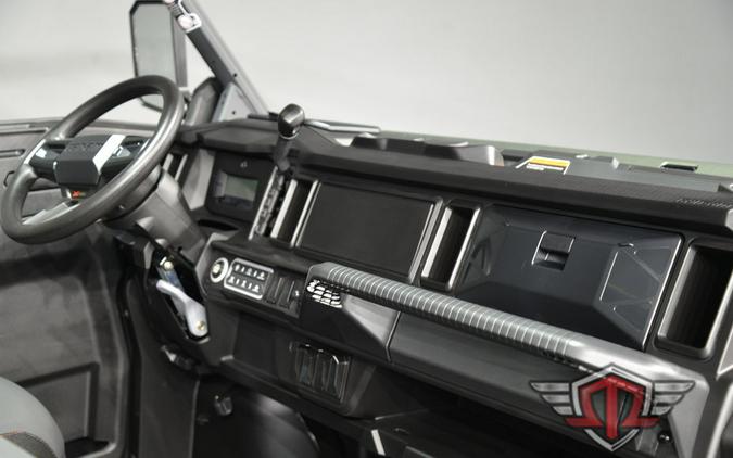 2026 Can-Am Defender X mr with Half Doors HD11