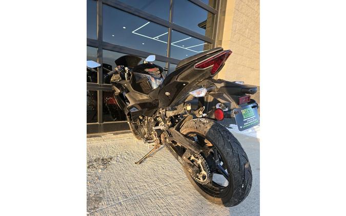2024 Kawasaki Ninja® 500 Base