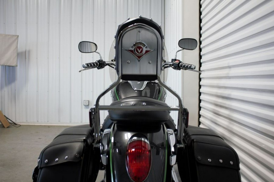 2015 Kawasaki Vulcan® 900 Classic LT