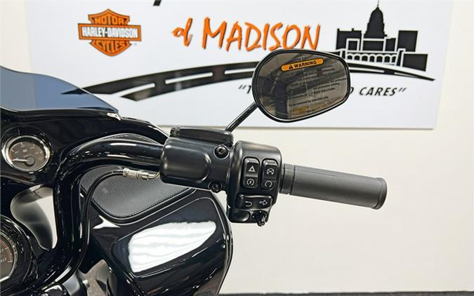 2022 Harley-Davidson Road Glide Special FLTRXS 583 Miles Vivid Black
