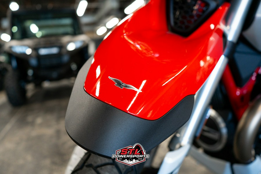 2025 Moto Guzzi V85 TT