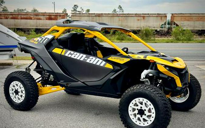 2024 Can-Am Maverick R X RS with Smart-Shox