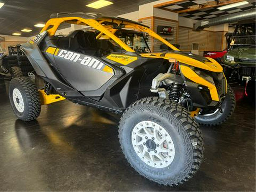 2024 Can-Am Maverick R X RS with Smart-Shox
