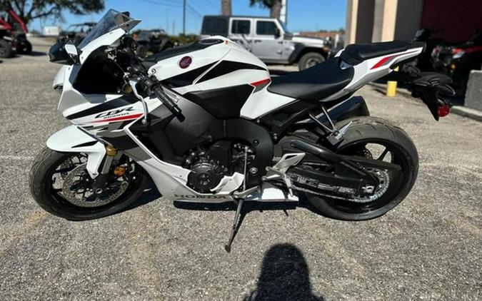 2025 Honda CBR 1000 R