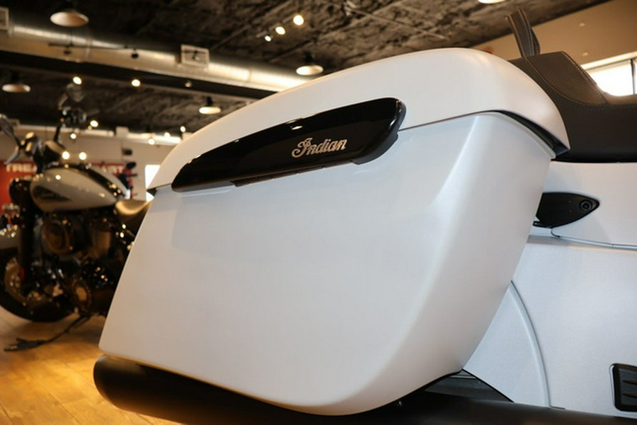 2026 Indian Springfield Dark Horse Ghost White Metallic Smo