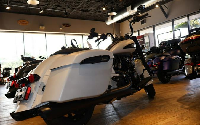 2026 Indian Springfield Dark Horse Ghost White Metallic Smo