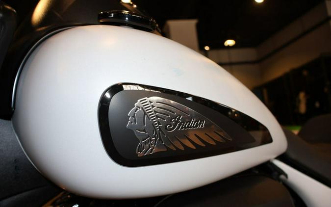 2026 Indian Springfield Dark Horse Ghost White Metallic Smo