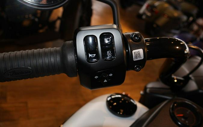 2026 Indian Springfield Dark Horse Ghost White Metallic Smo