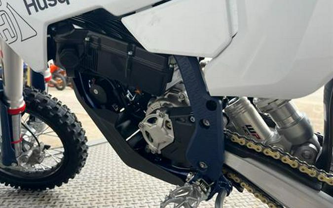 2027 Husqvarna EE-5