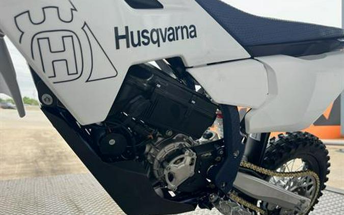 2027 Husqvarna EE-5
