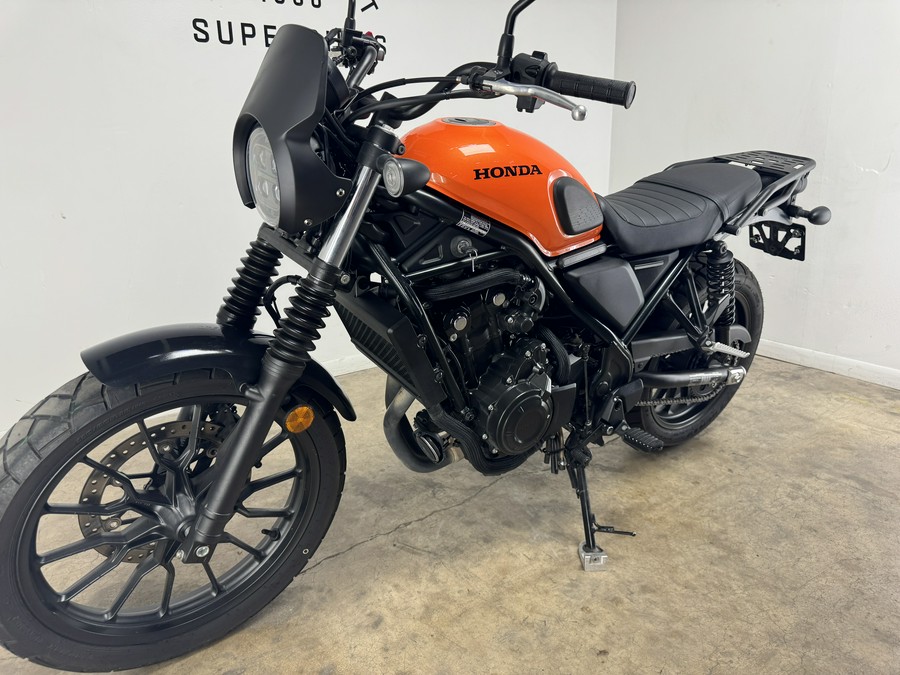 2023 Honda SCL500 Candy Orange - 001675