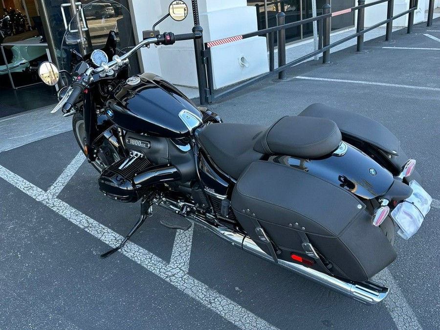 2023 BMW R 18 Classic Black Storm Metallic