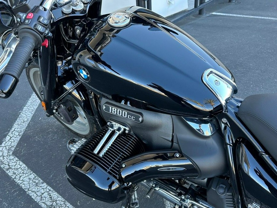 2023 BMW R 18 Classic Black Storm Metallic