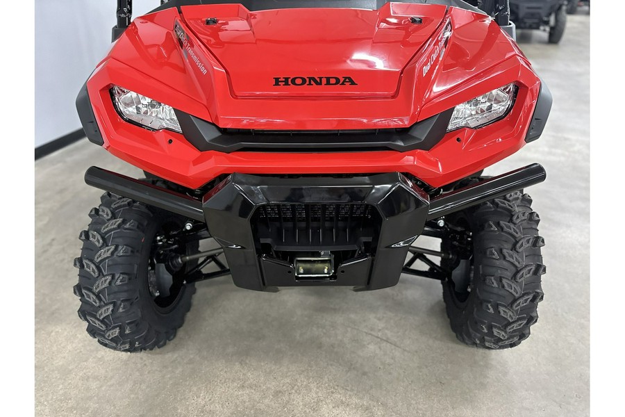 2024 Honda Pioneer 1000-6 Crew Deluxe