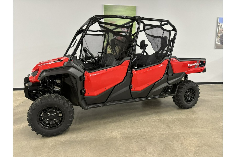 2024 Honda Pioneer 1000-6 Crew Deluxe