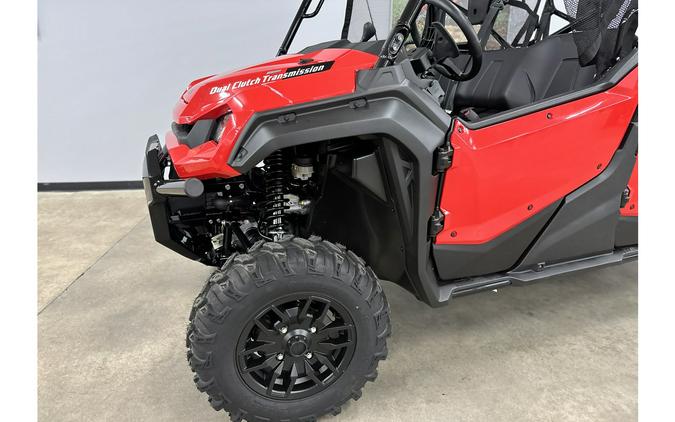 2024 Honda Pioneer 1000-6 Crew Deluxe